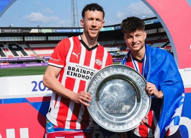 Ivan Perišić Esmir Bajraktarević