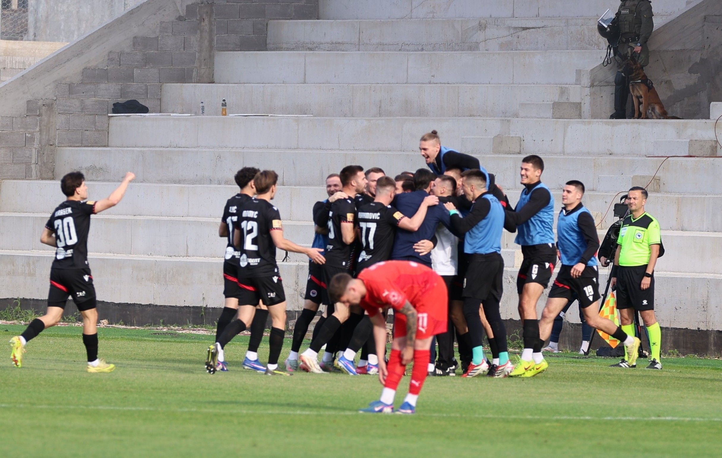 MOSTAR, 13.svibnja(FENA) - ZRINJSKI - VELEŽ(Foto FENA/Branka Soldo)