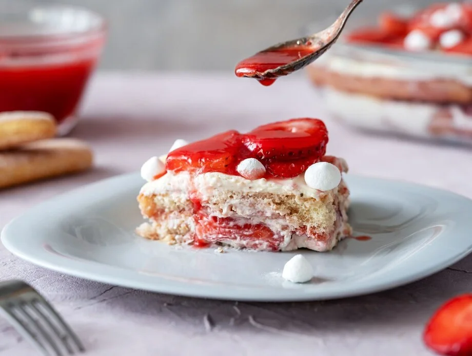 tiramisu sa jagodama