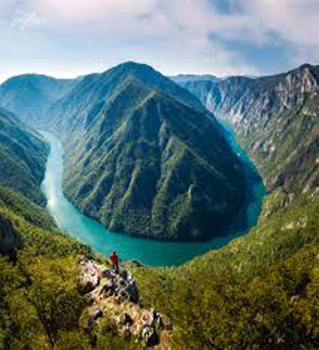 Rijeka Drina pogled iz Nacionalnog parka Drina