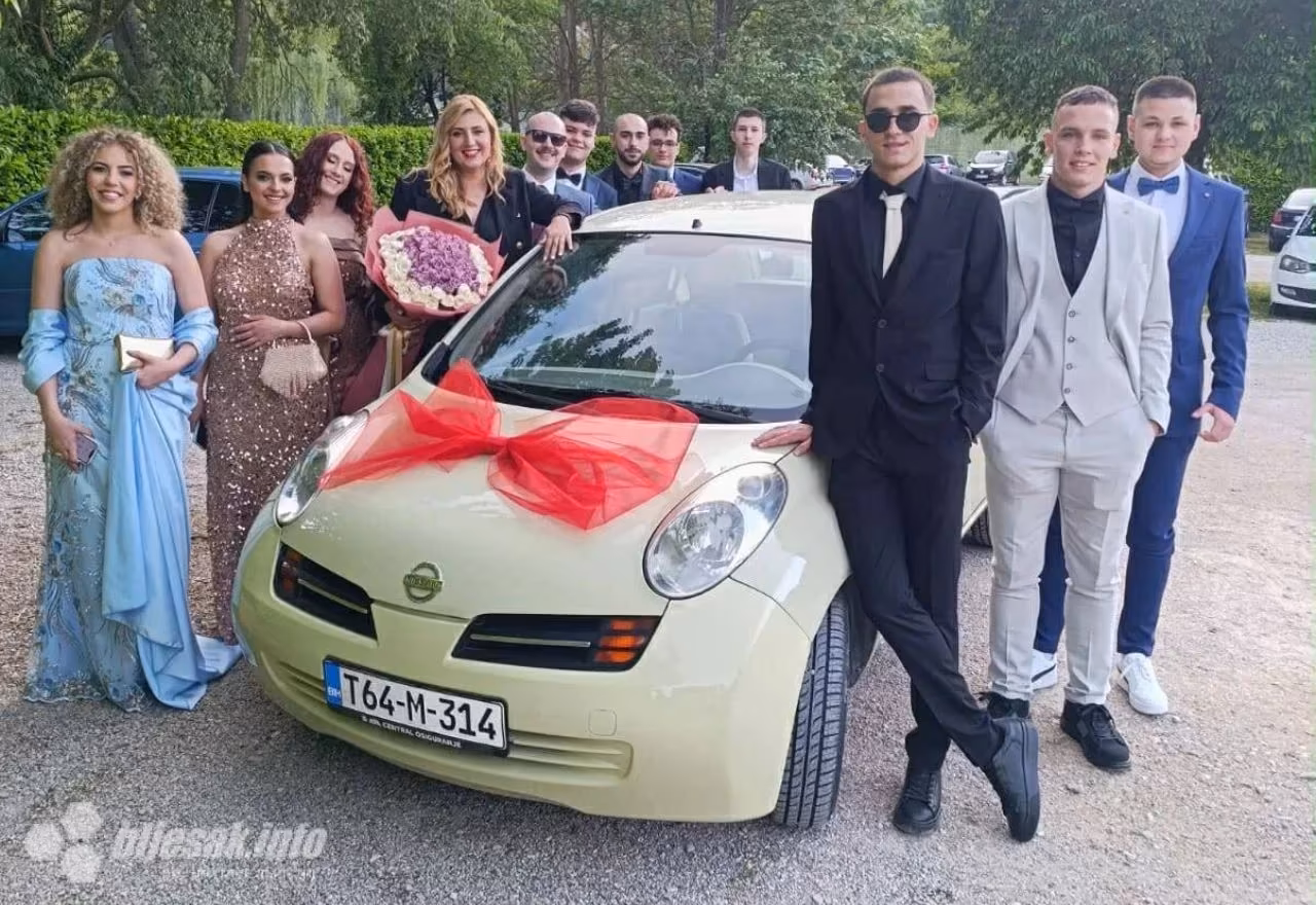 auto-maturanti-webp-wm