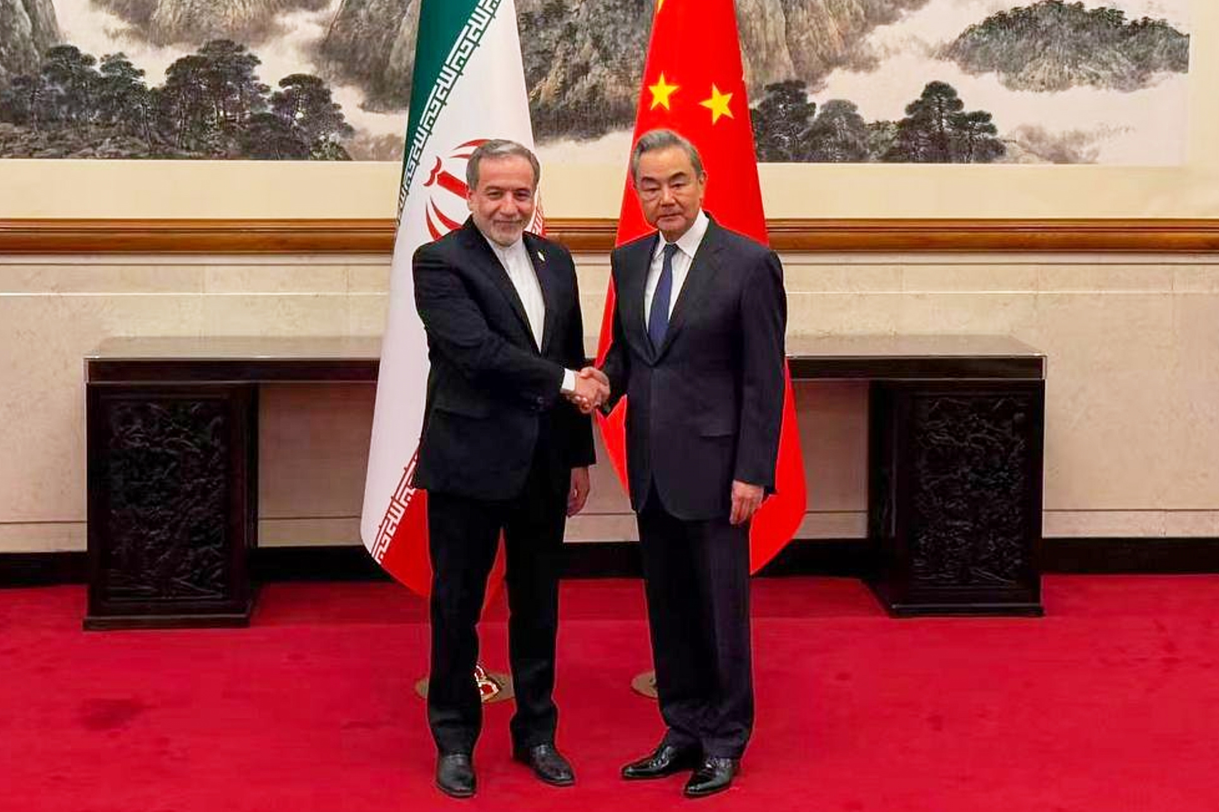 Araghchi Kina