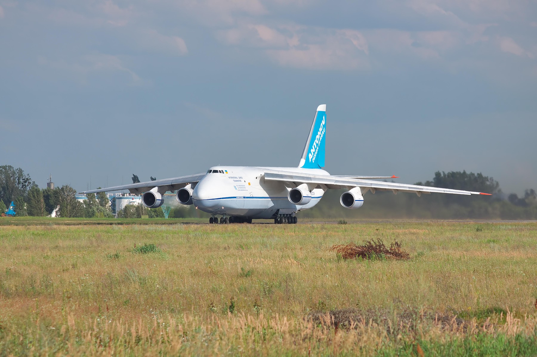 Antonov An-124 Ruslan