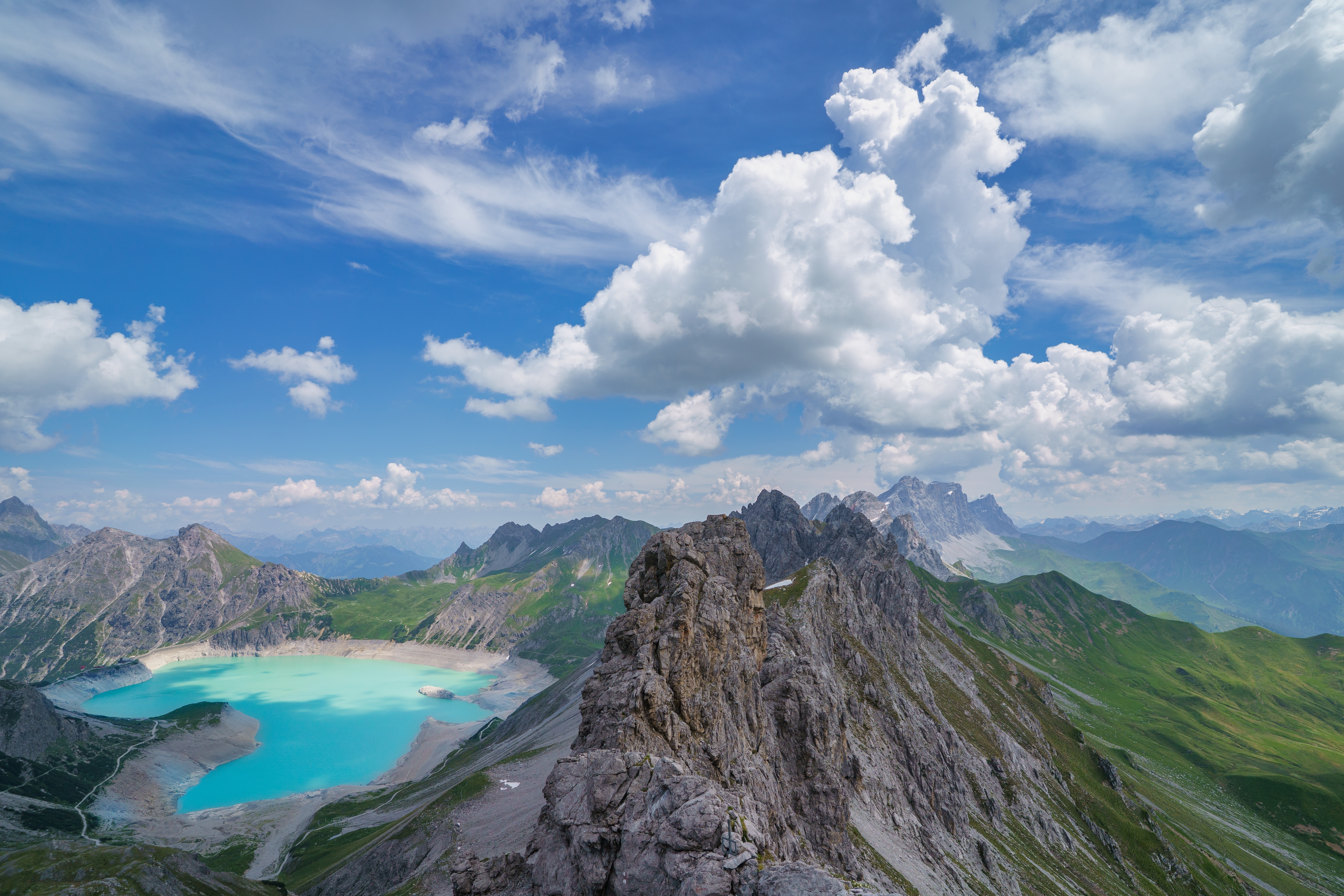 shutterstock_2647043511