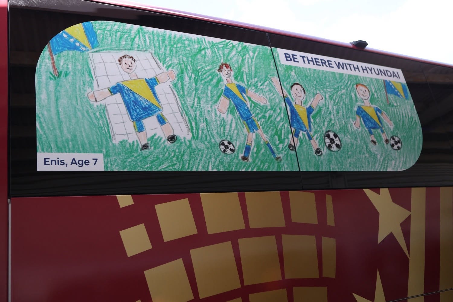 zmajevi bus enis.jpg