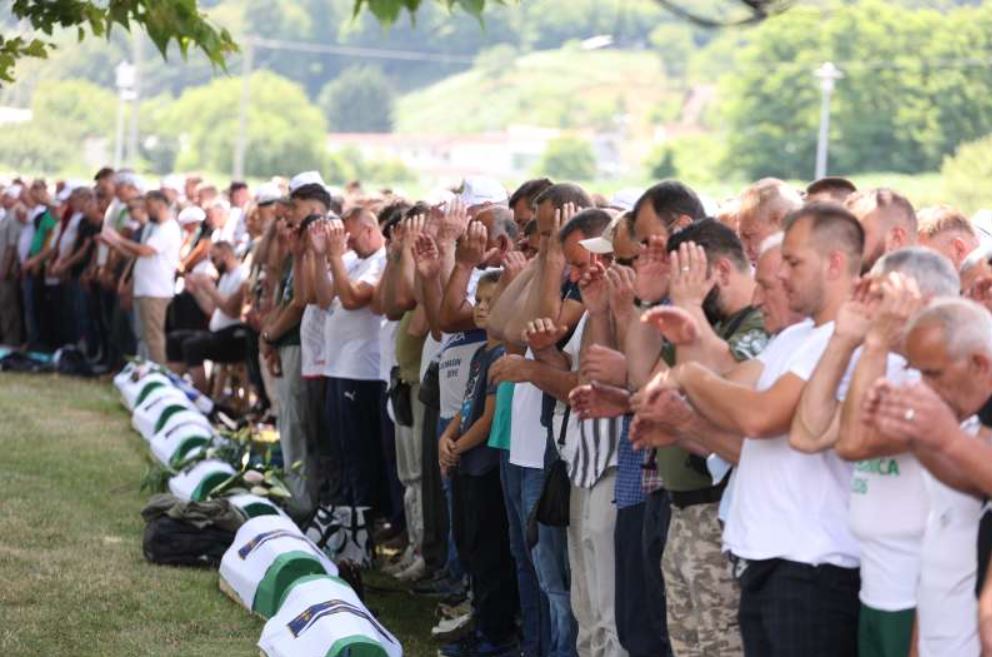 dzenaza potocari 2.JPG