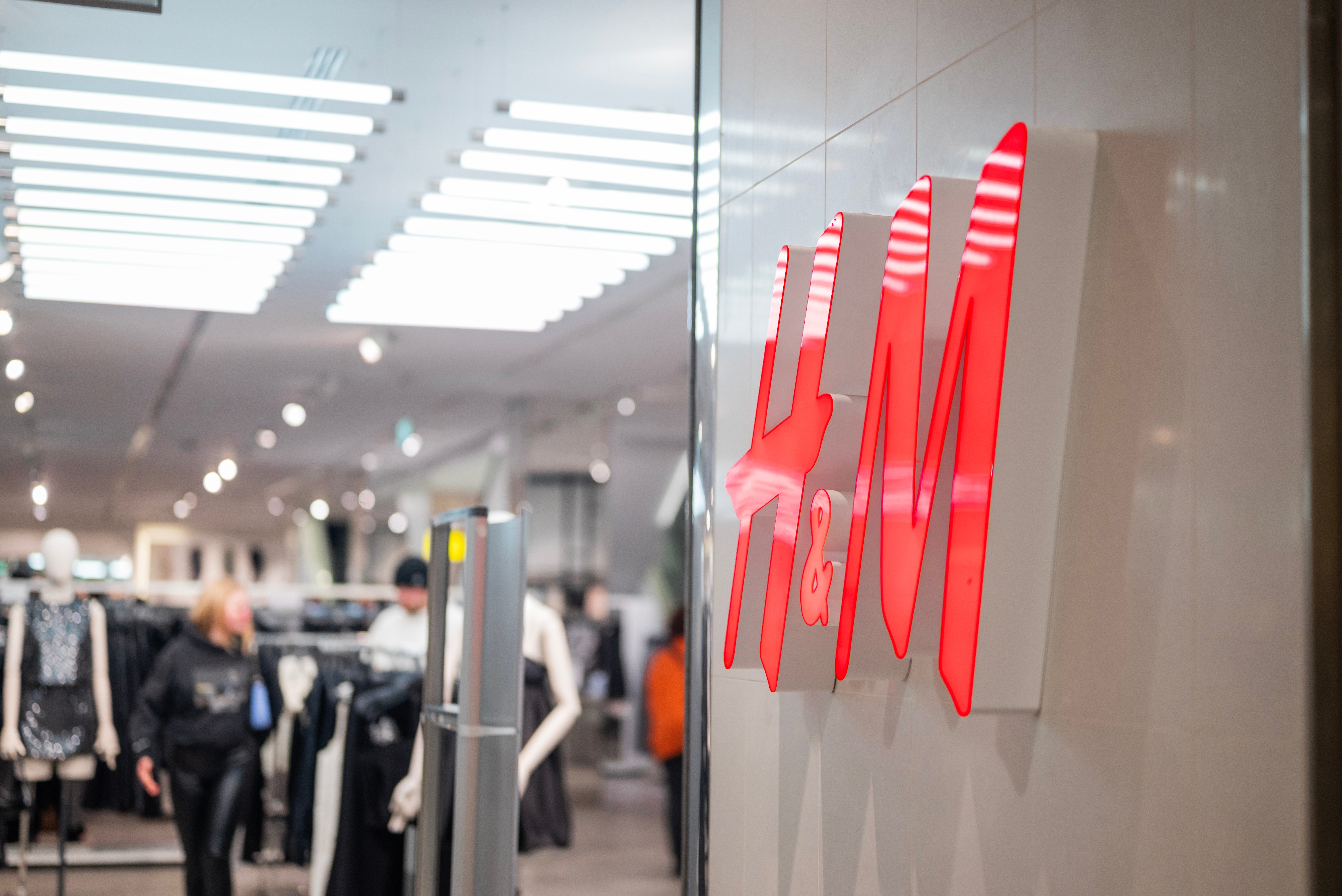 h&m