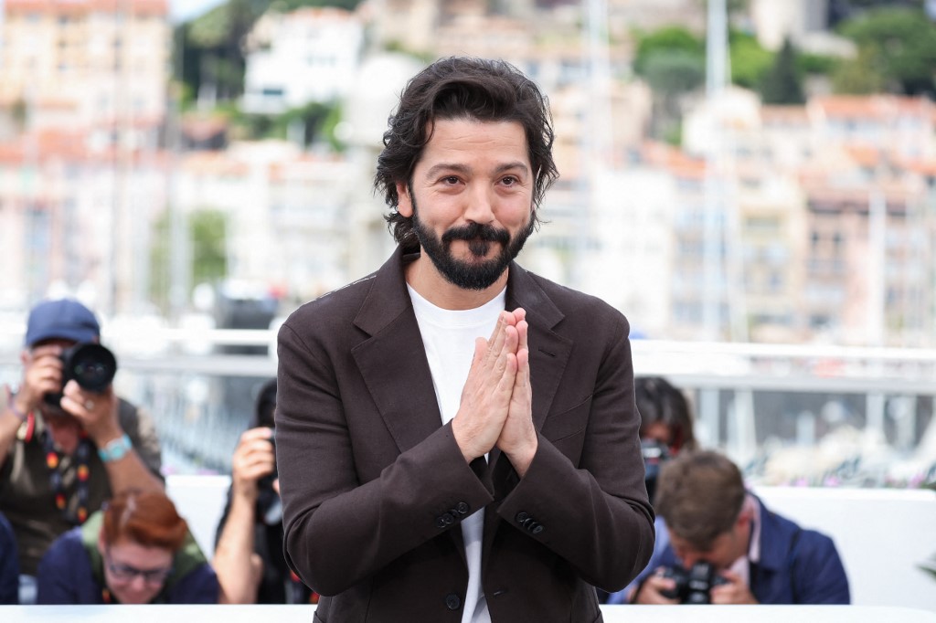 Mexican actor Diego Luna poses during a photocall of the film 