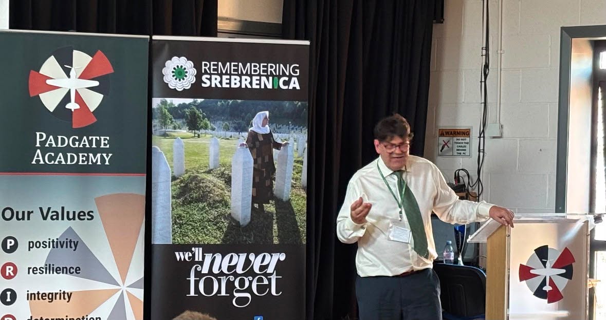 velika britanija genocid srebrenica