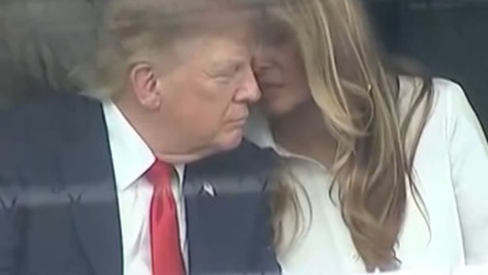 63378258-donald-i-melania-trump