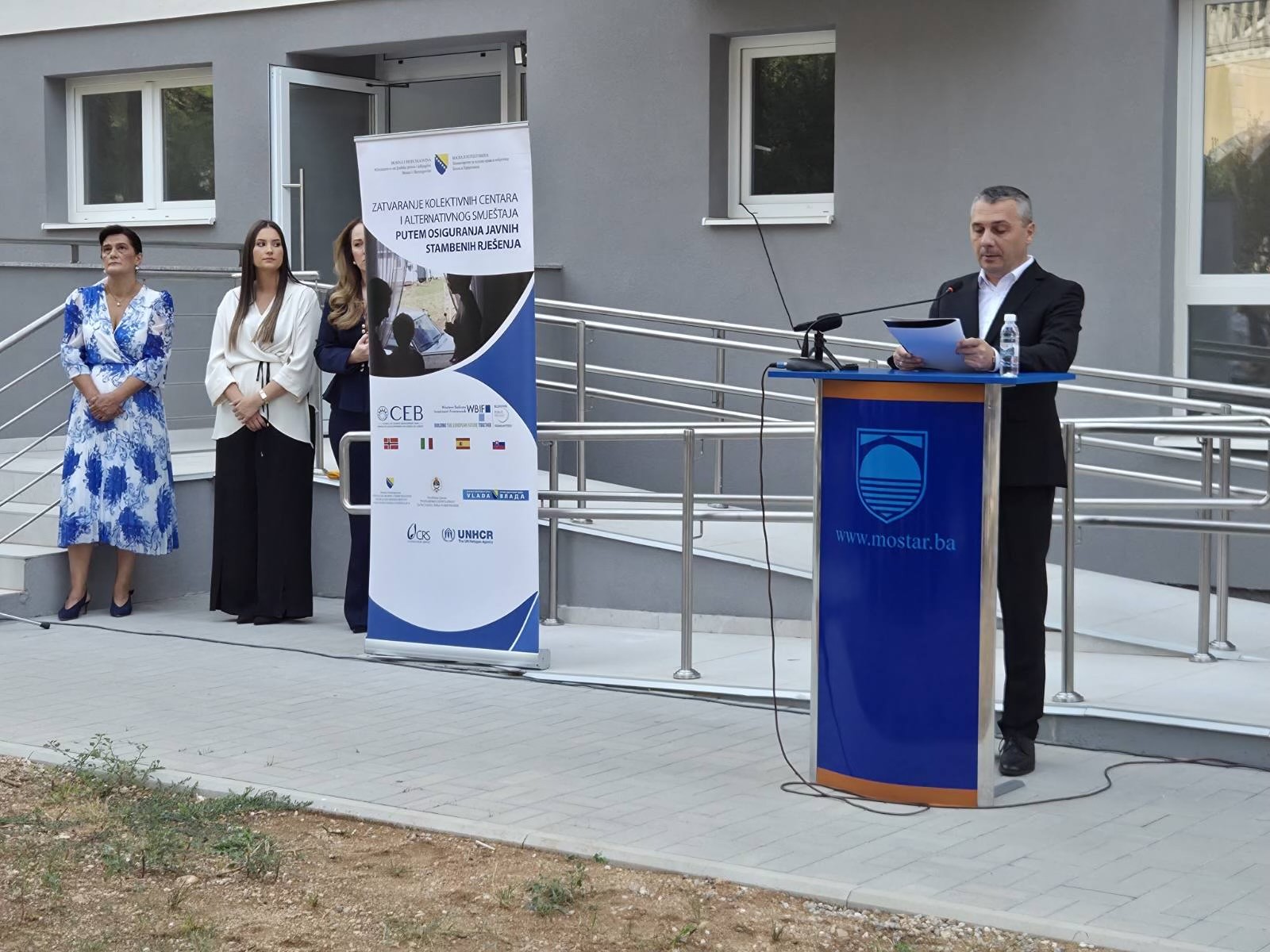 83e58d35-4f79-408a-b25e-f6b2a49ad849.jpg