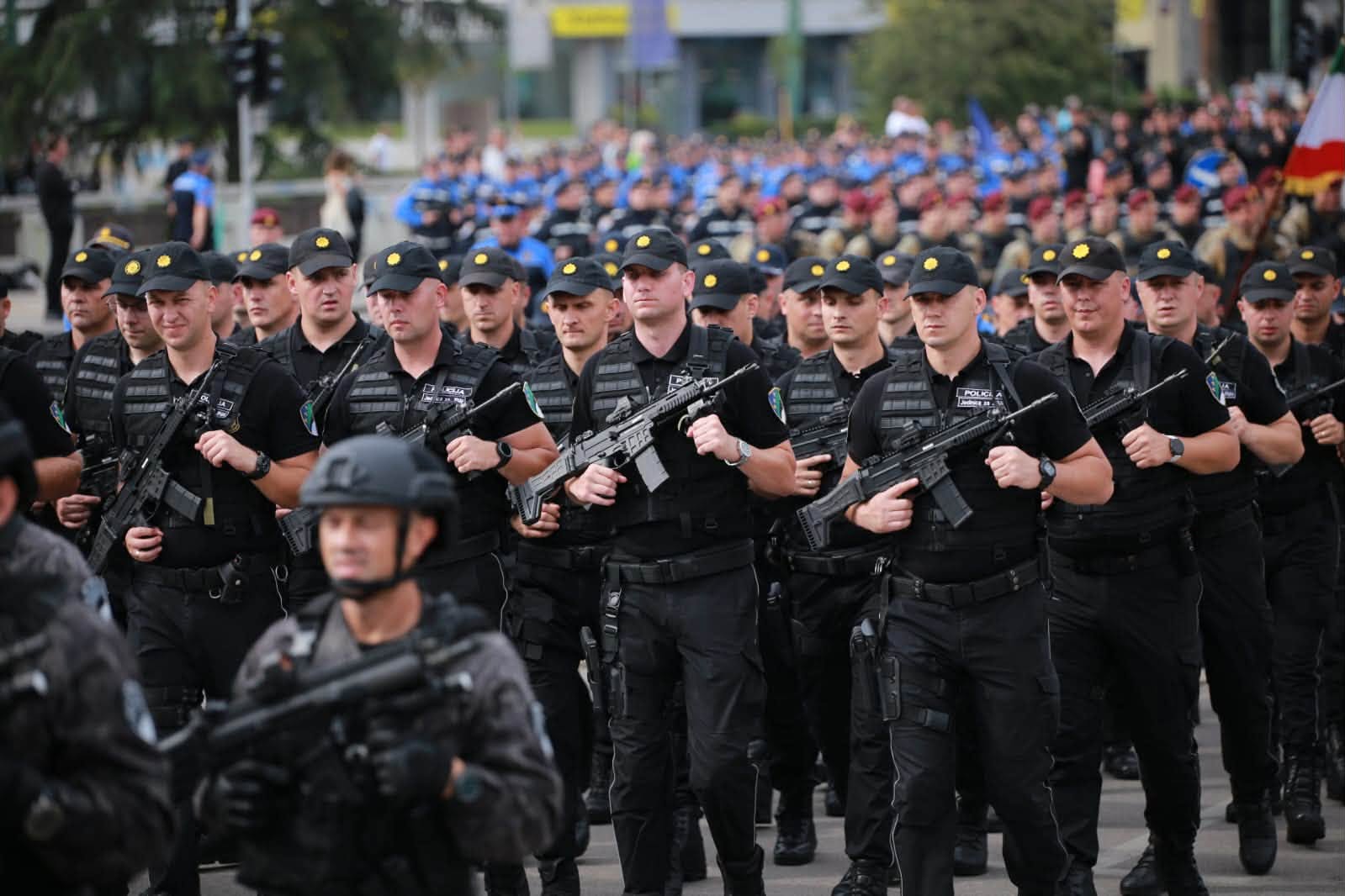 policija
