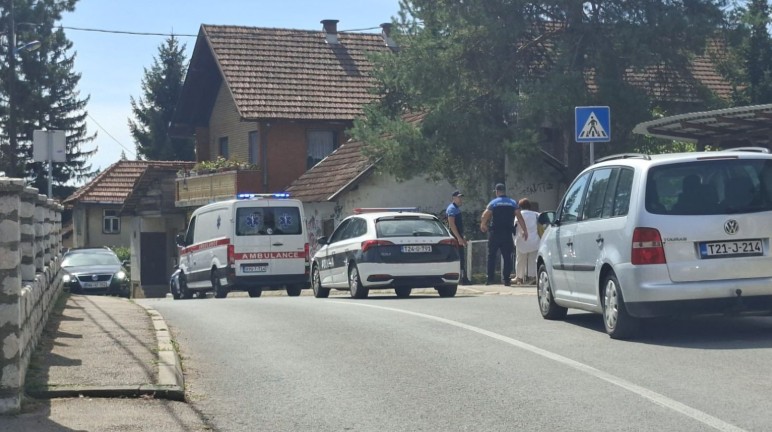 policija