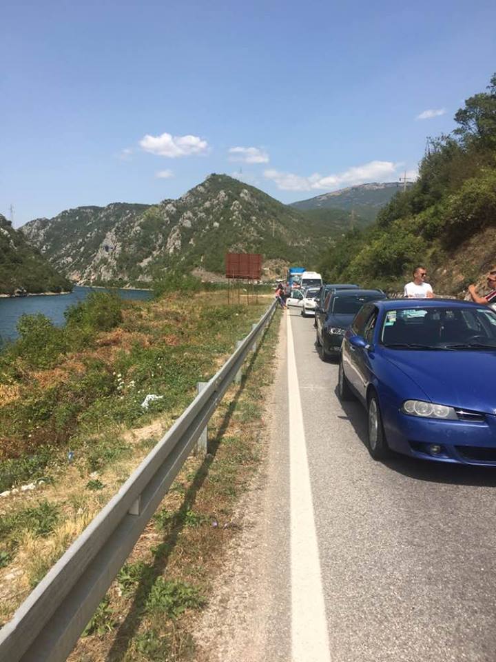 21040494_10210550388902223_1044703874_n