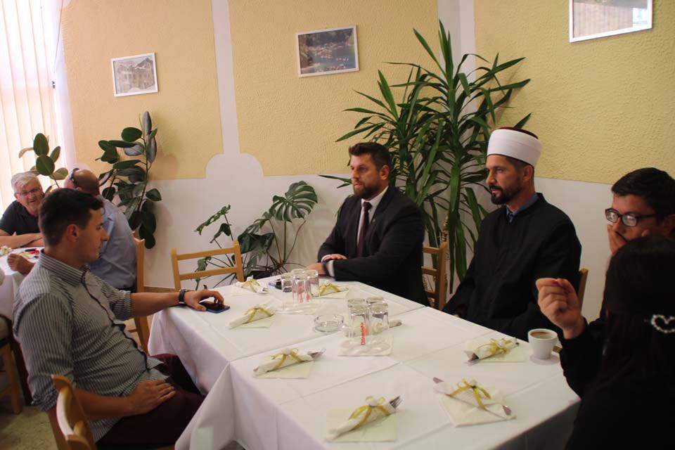 218199017_889747301883958_3714984293314063683_n