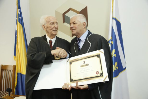 22345488_1869048173111216_117733819_o-616x411