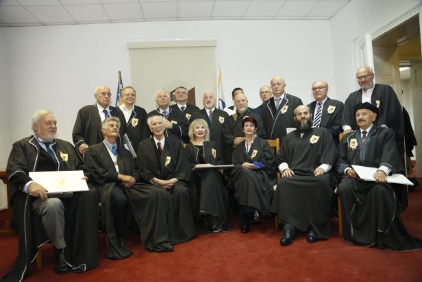 22368977_1869037586445608_12269700_o-616x411