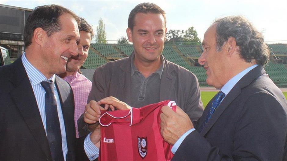 251074_493581430660547_842846221_n