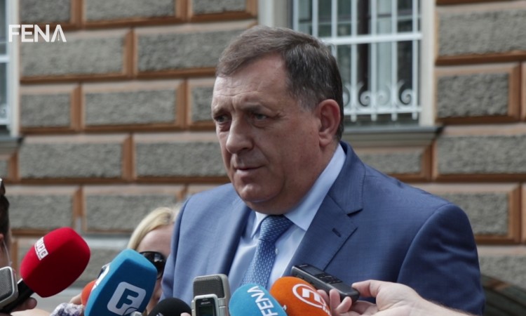 260620_dodik_markica