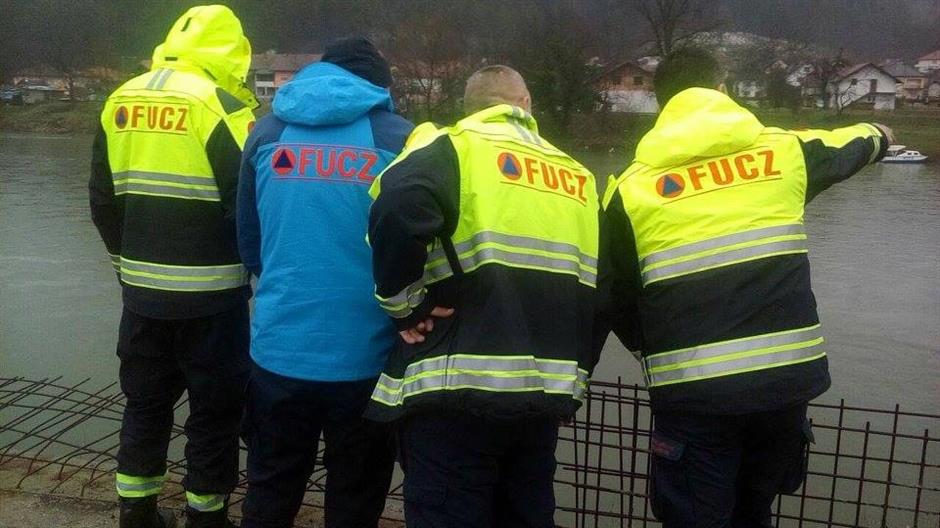 26165829_1660057540723947_8729074056291778793_n