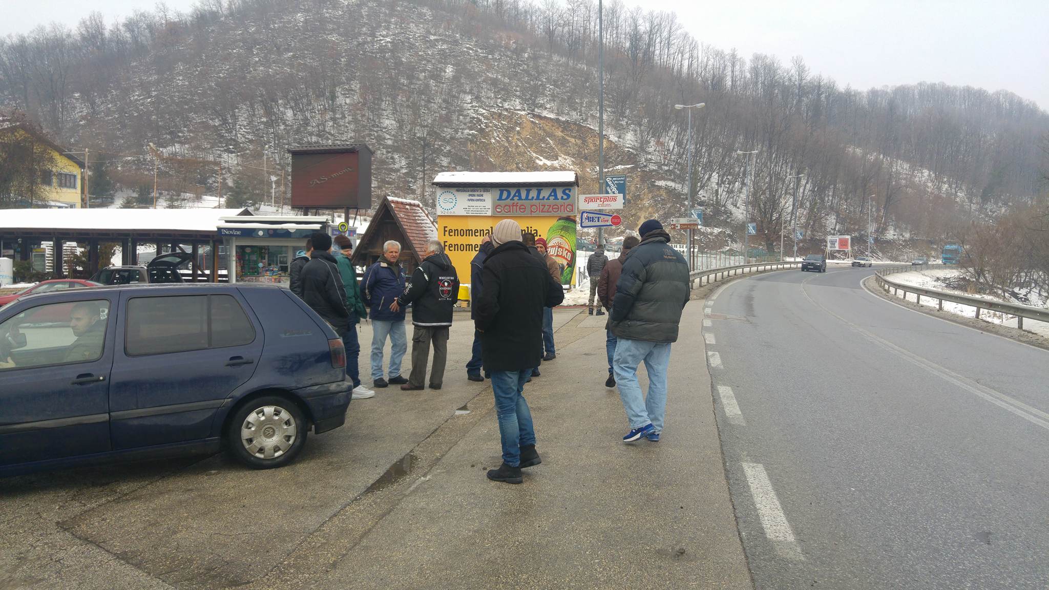 28694198_2114913195407399_1637485436_o