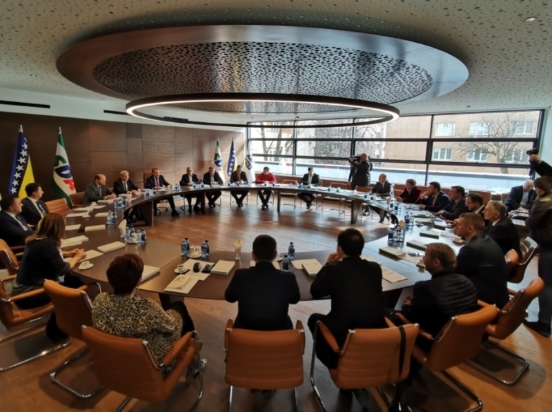 2902207d3677480a94e6021856771e38