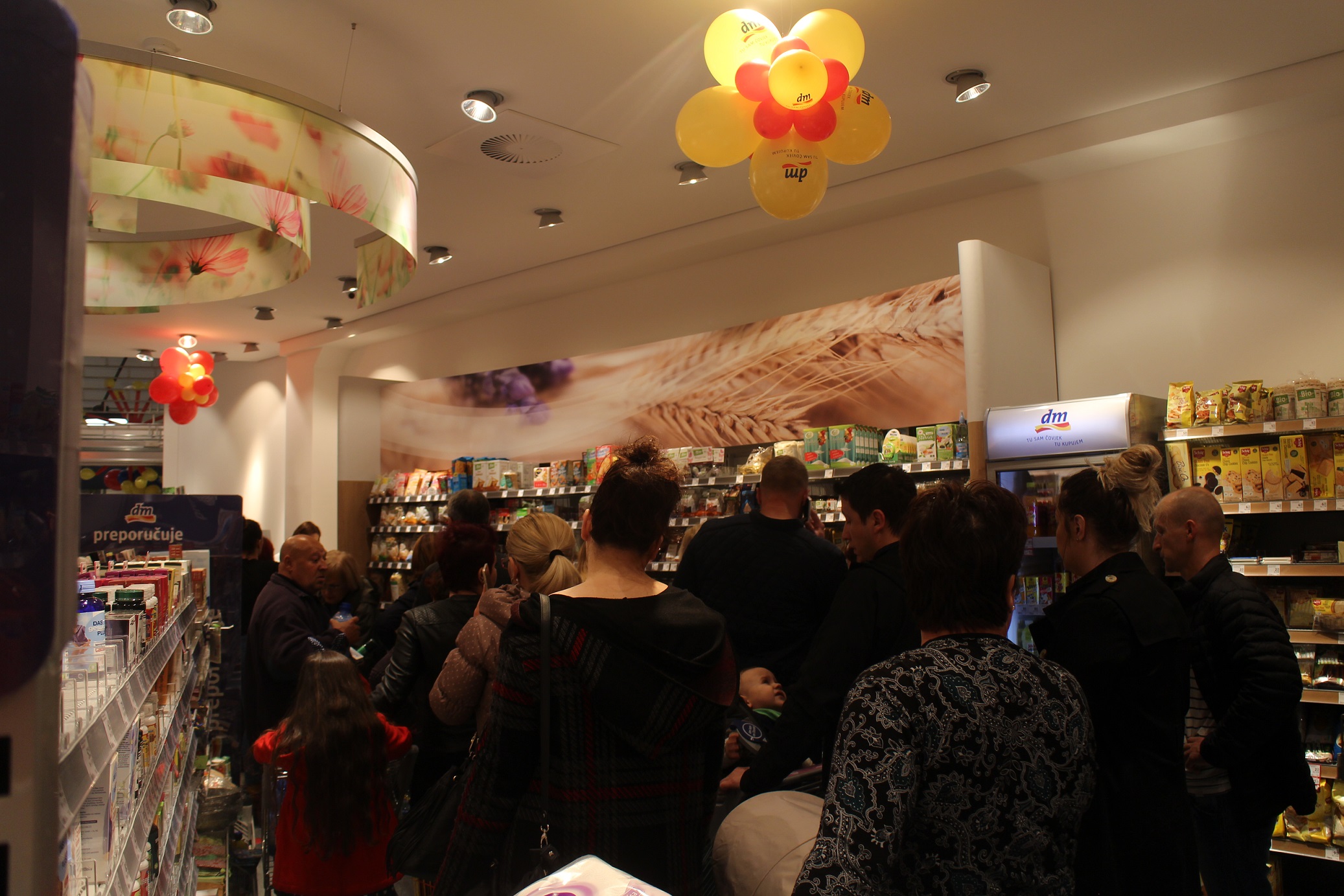 3%2c dm otvaranje nove prodavnice%2c Sarajevo 6.4.2017.godine  (11)
