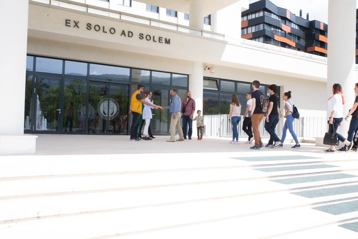 31318187_1660354024030001_3494049516993118208_o