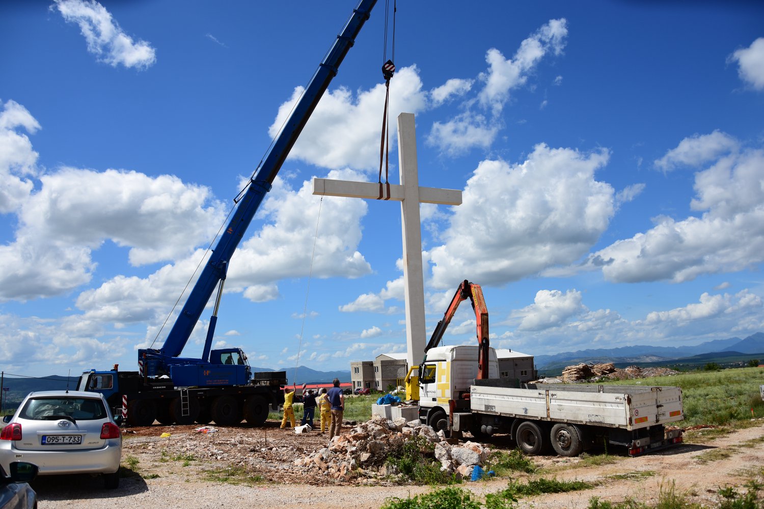 32584784_1047459912068303_4011226023961034752_o