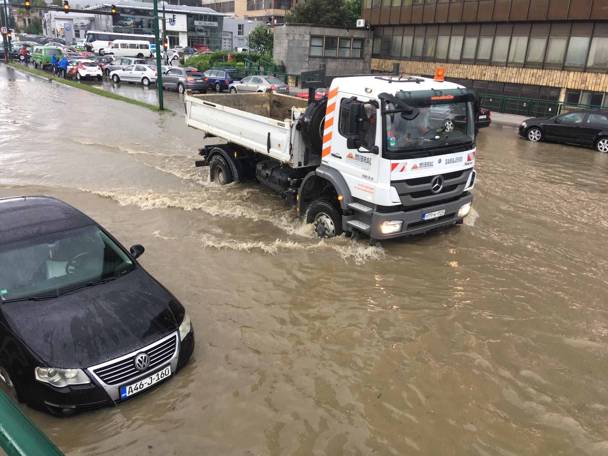 35971222_10156395127974061_6046555530263003136_n