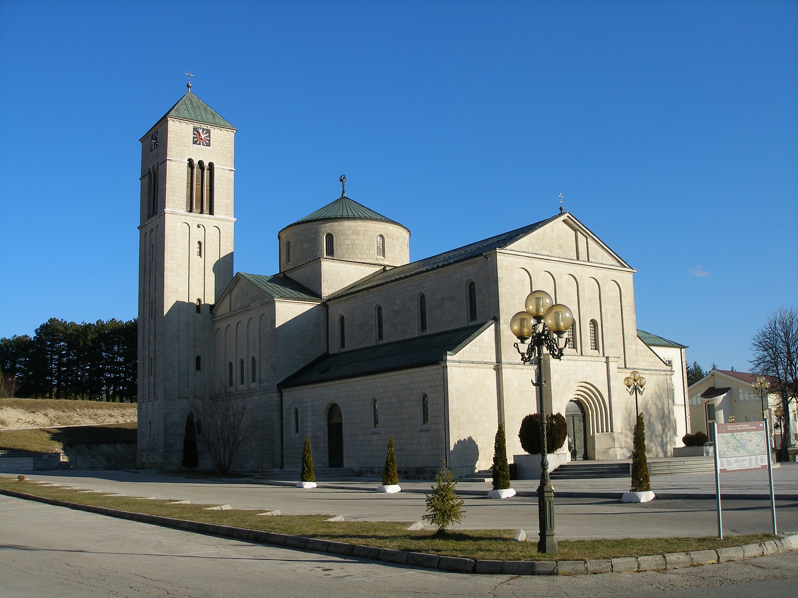 37BE~Graditeljska cjelina franjevackog samostana i crkve sv. Nikole Tavelica u Tomislavgradu -Opstina Tomislavgrad2898012027696648847