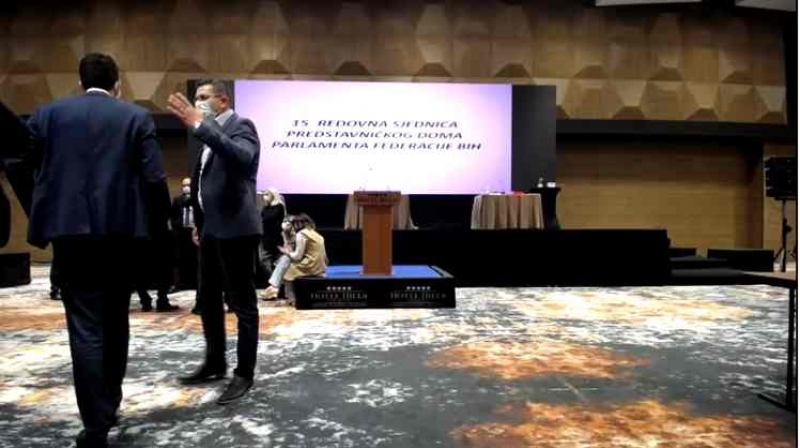 3ded9177ecc4bab0eef60df722846230