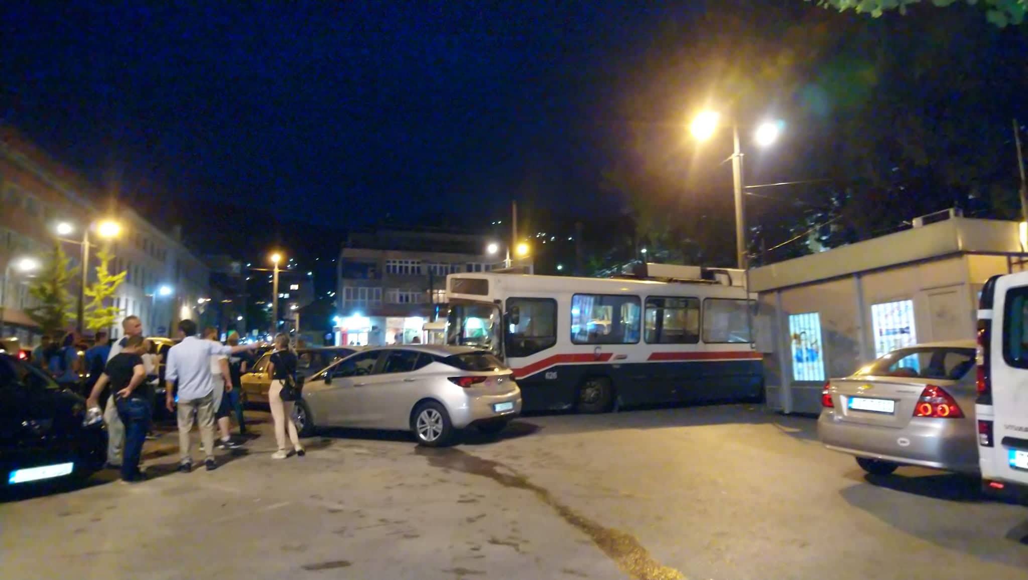 40133580_2326806334026766_8288365013794553856_n