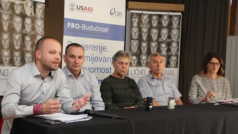 41693903342_5908713a7a_b