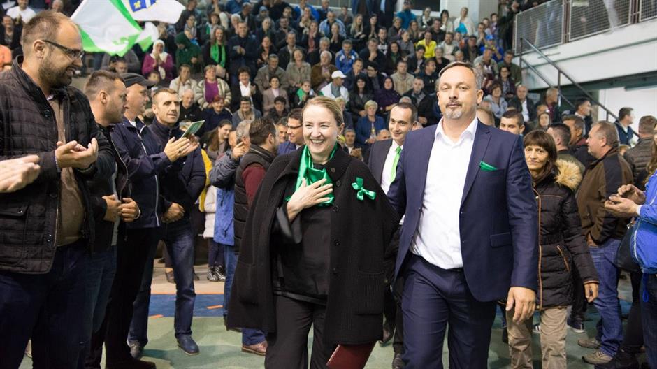 43133247_1771359236295556_272540693115699200_o