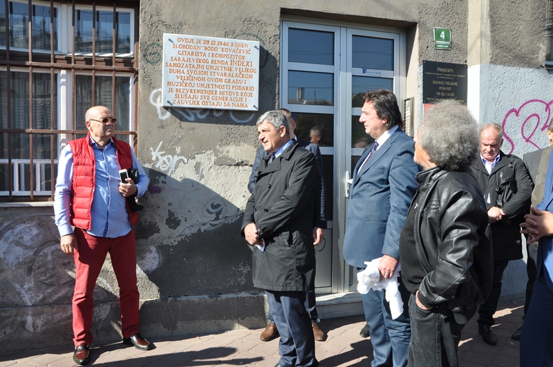 44F2~bodo kovacevic 75074762062375103207