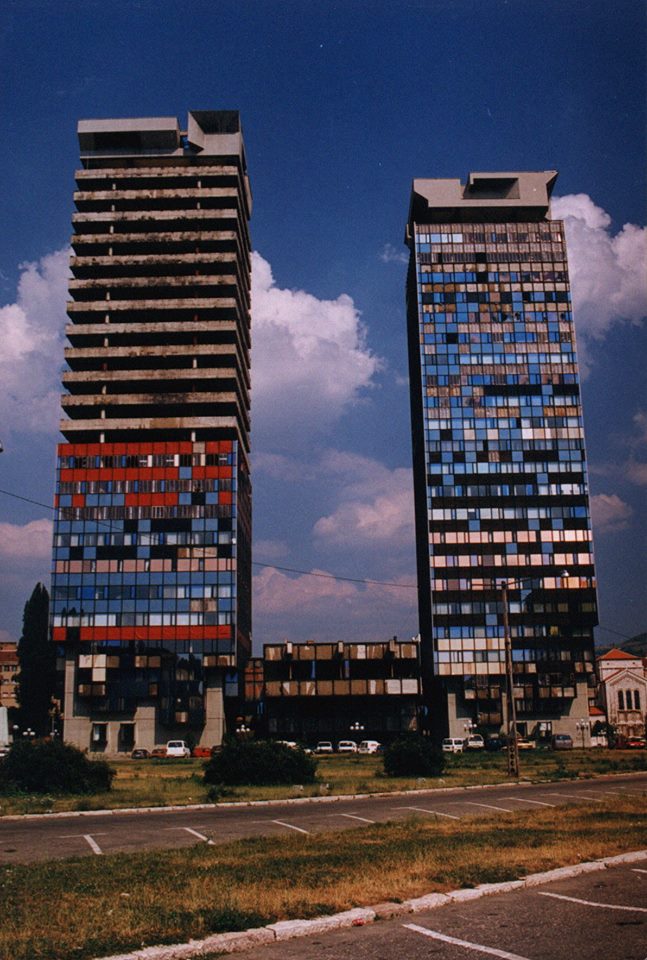 45524592_2294067674156059_2193415437012697088_n