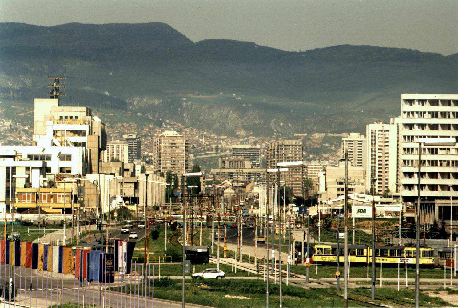 45562624_2294029474159879_1447155377454972928_o