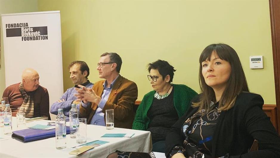 48087971_956223941232836_4712644876896829440_n