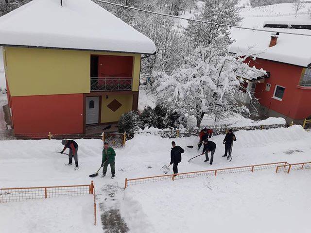 48387022_2226451197379258_6437276891387789312_n