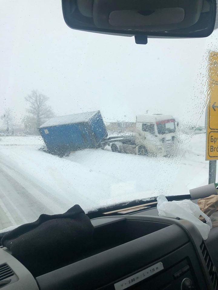 50879396_2252658328281958_427324133278220288_n