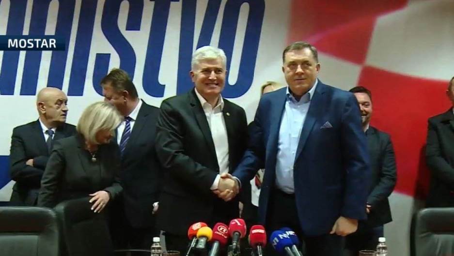 51586917_2240988586158251_3413841097229598720_n