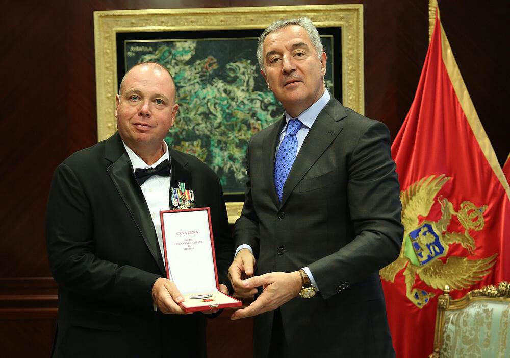 5216837_urucenje-ordena-2_ff