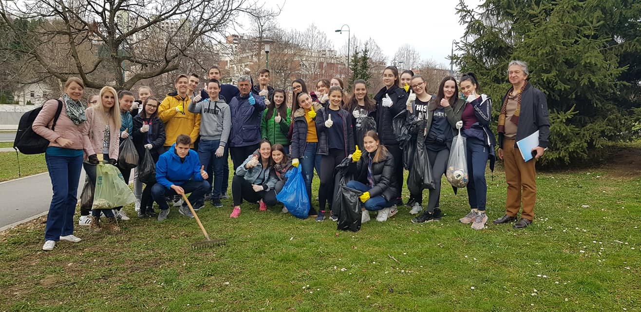 54430356_10156407256593737_8075966129249452032_o