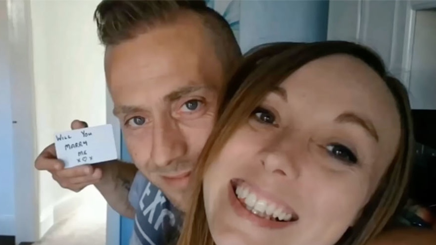 5698fba2c461880a258b45a9