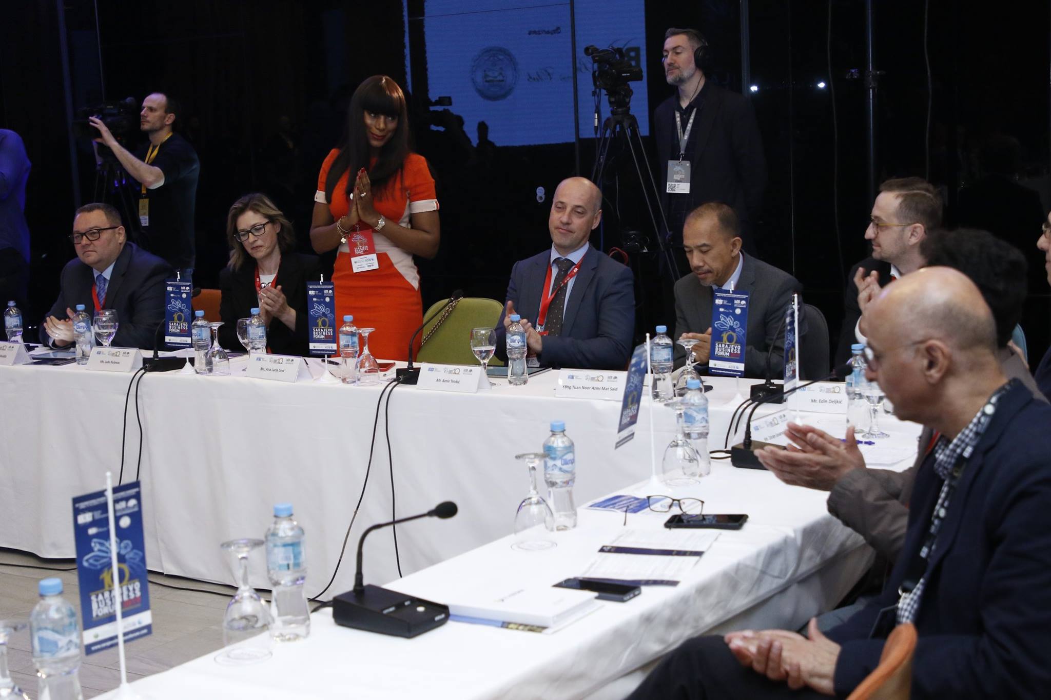 57294125_811179702578676_8574131289899139072_o