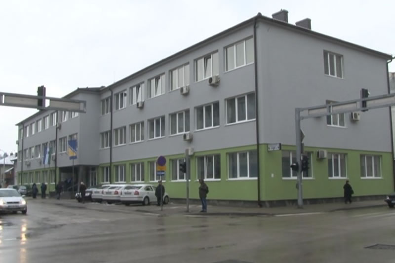 5d6e3fc387e764.52545082_5a2583f9ab5038.94841296_mup-usk