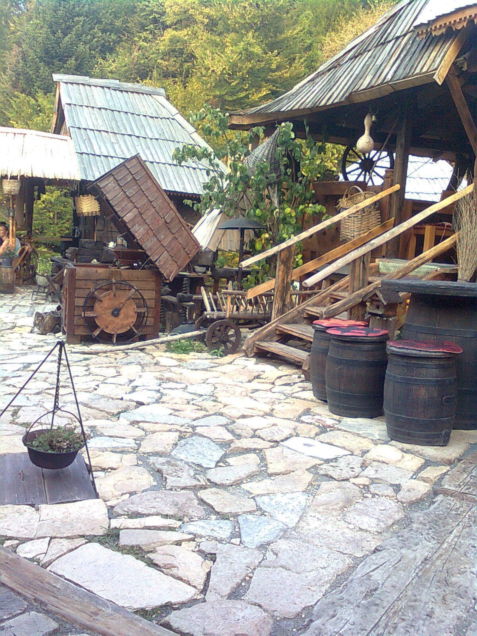 Etno avlija Mačkovac