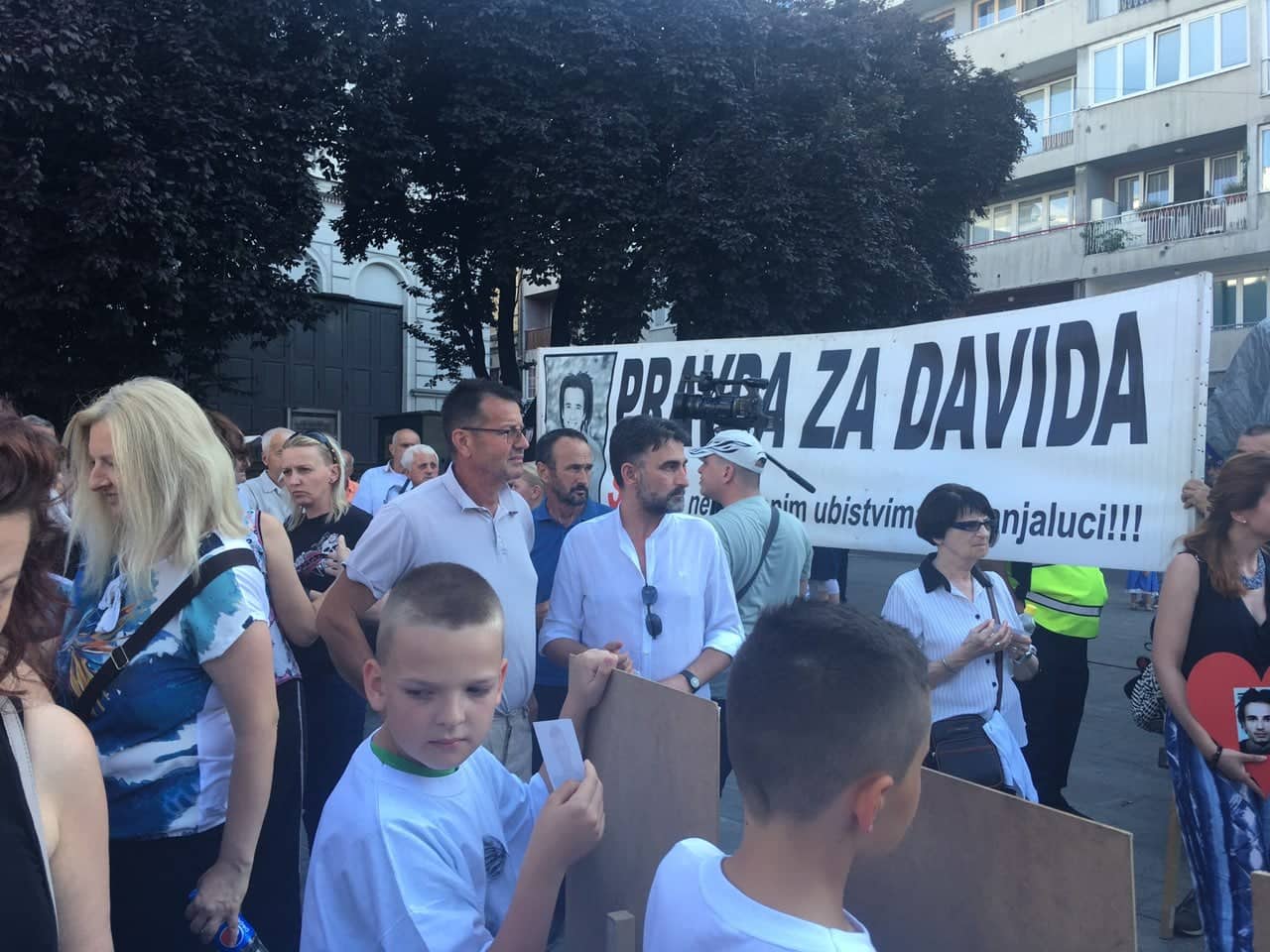 65917120_2366902916758874_6465176771309338624_n