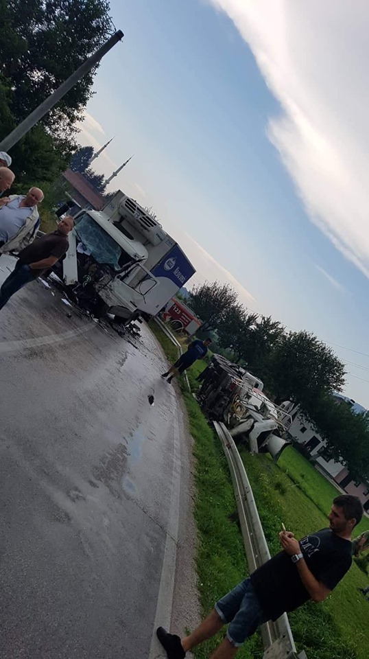 66089289_2356131414601315_1134115084063211520_n